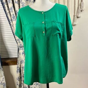 Green Double Pocket Blouse